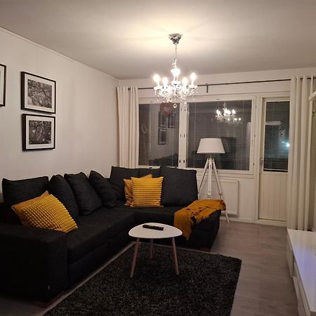 City Apartment Snellmaninkatu 22 A, Yksityinen Pistokkeellinen Paikoitus Sisaeltyy Hintaan Kuopio Exterior foto